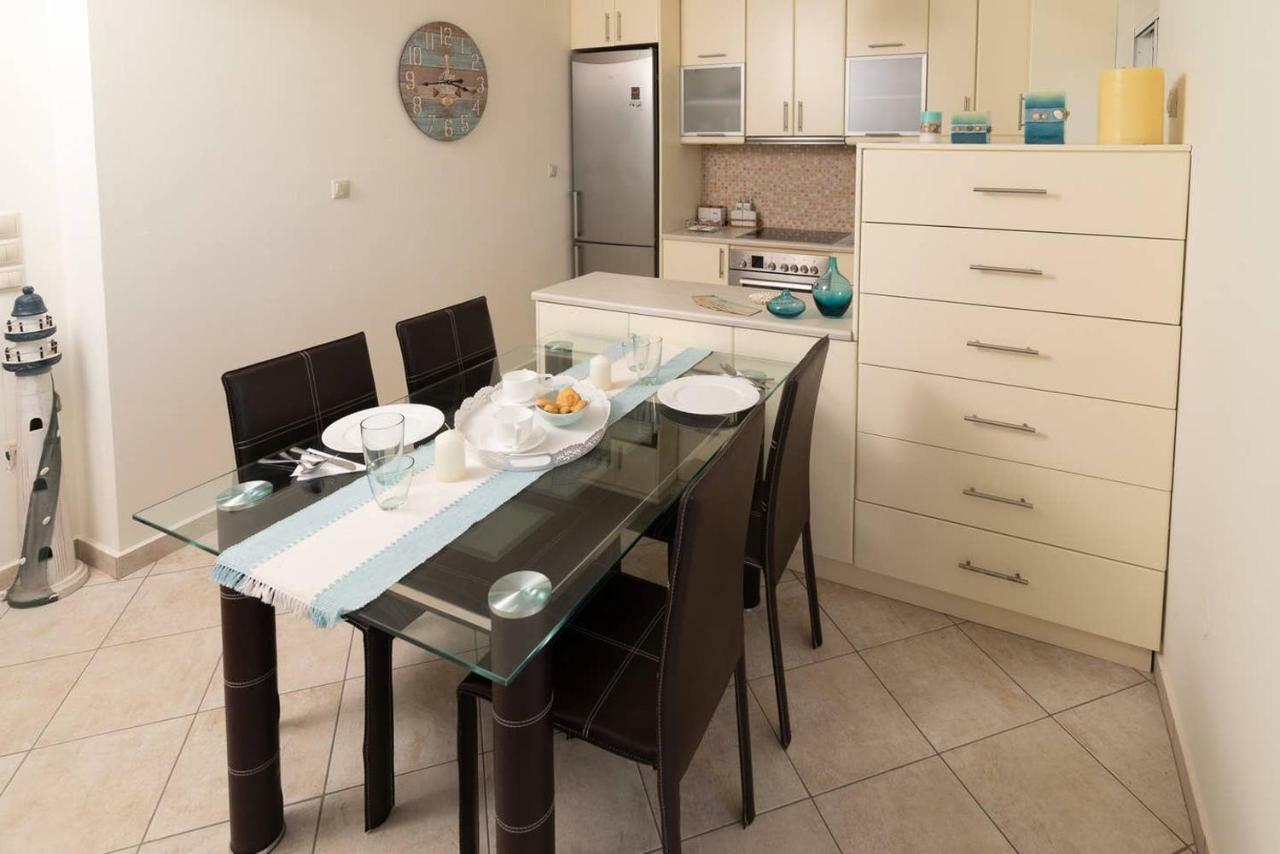 Seaview Flat Steps To The Beach Karavostasi  외부 사진