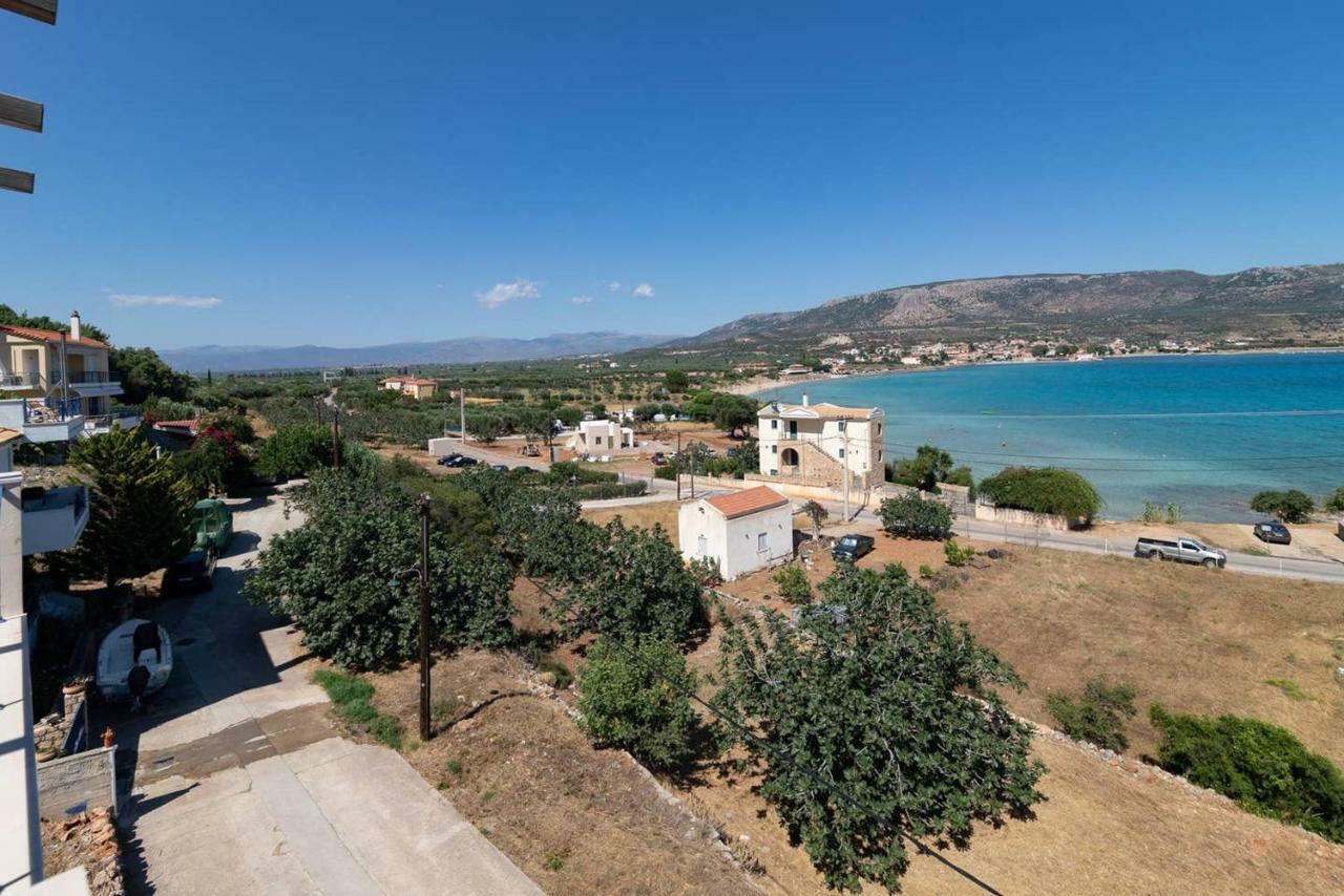 Seaview Flat Steps To The Beach Karavostasi  외부 사진